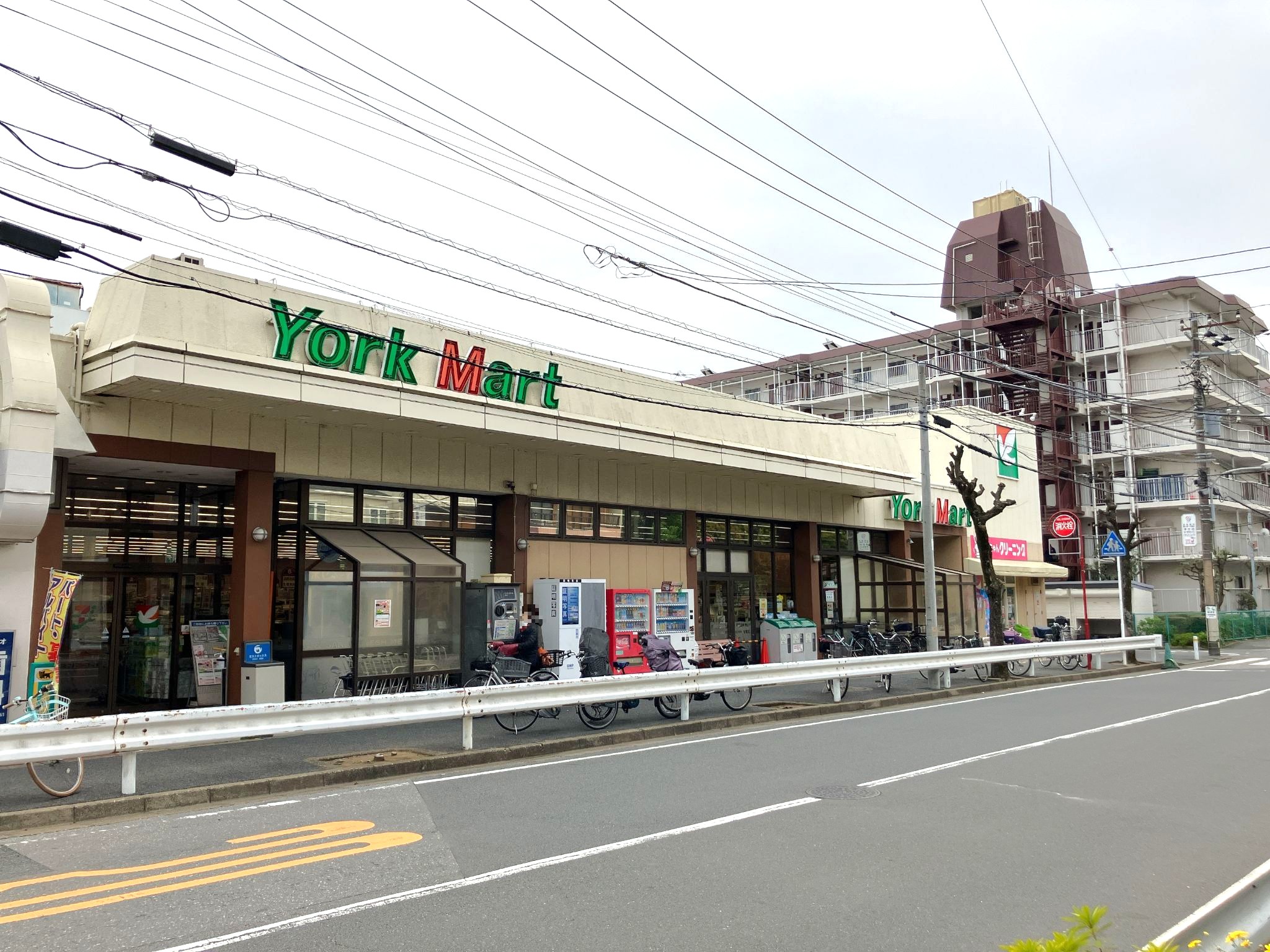 ヨークマート谷津店